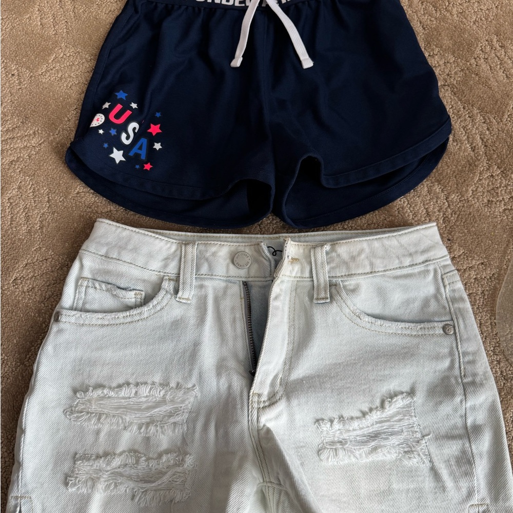 Girls Under Armour shorts M and Art class Jean shorts M(8)